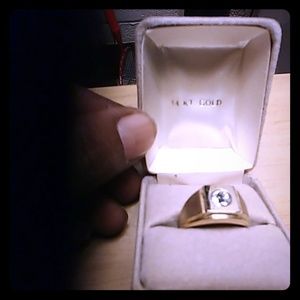 14 kt gold ring